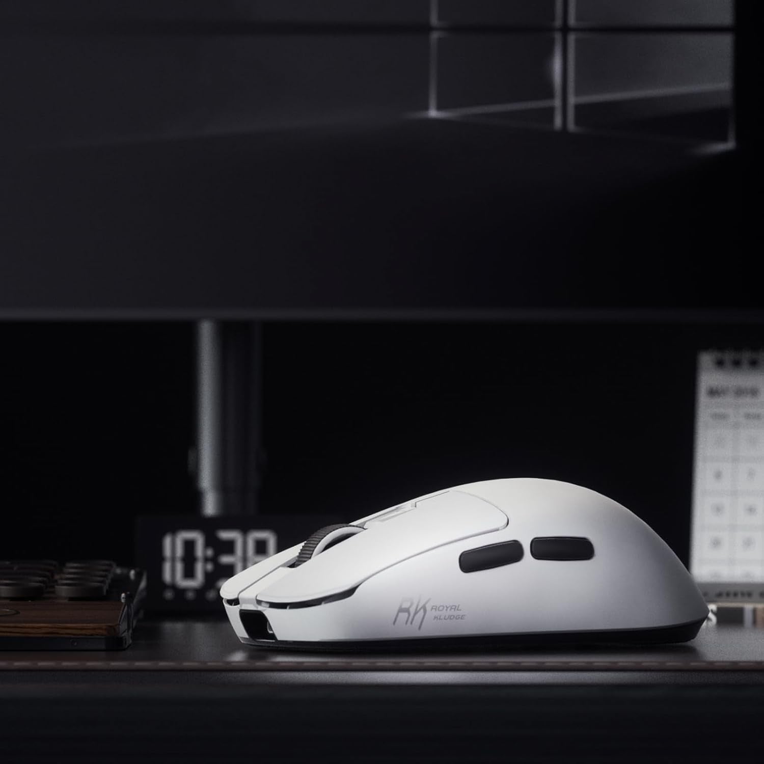 RK M3 Gaming Mouse with 42000 DPI PAW3950 Optical Sensor 47G Lightweight Tri-Mode 2.4G/Usb-C/Bluetooth Wireless Mouse 8000Hz Polling Rate with 5 Programmable Buttons White